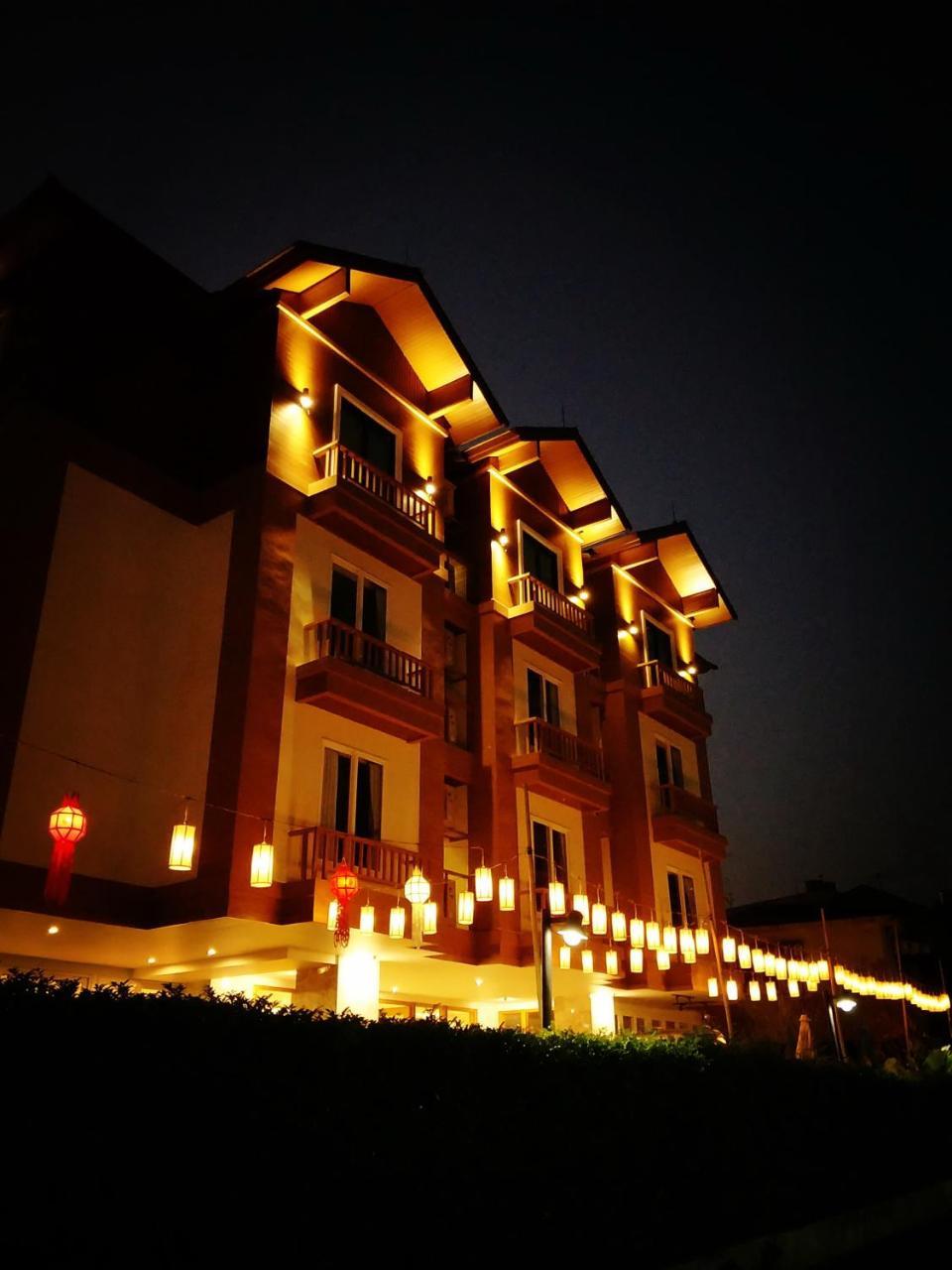 The Signature Hotel @ Thapae Chiang Mai Exterior foto
